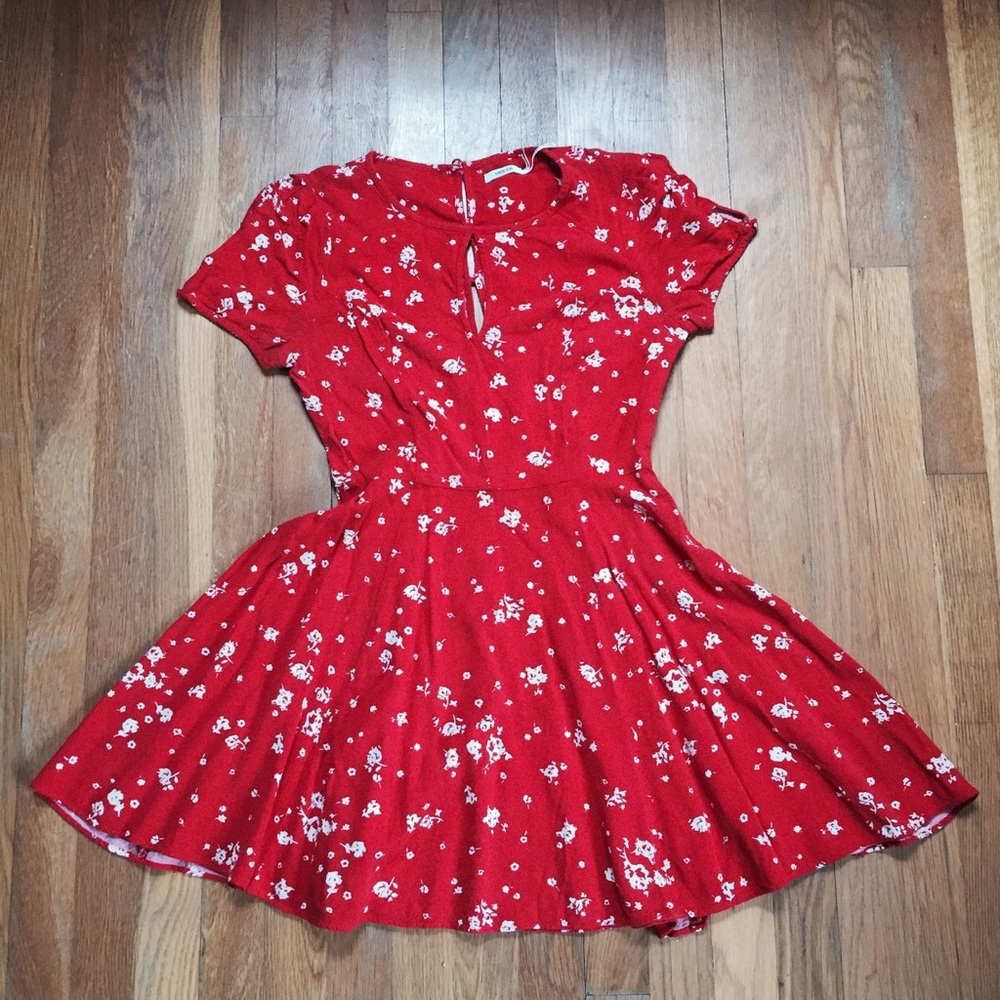 Kimchi Blue Urban Outfitters Red Floral Dress 🌺